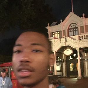 Meet your Posher, Preston